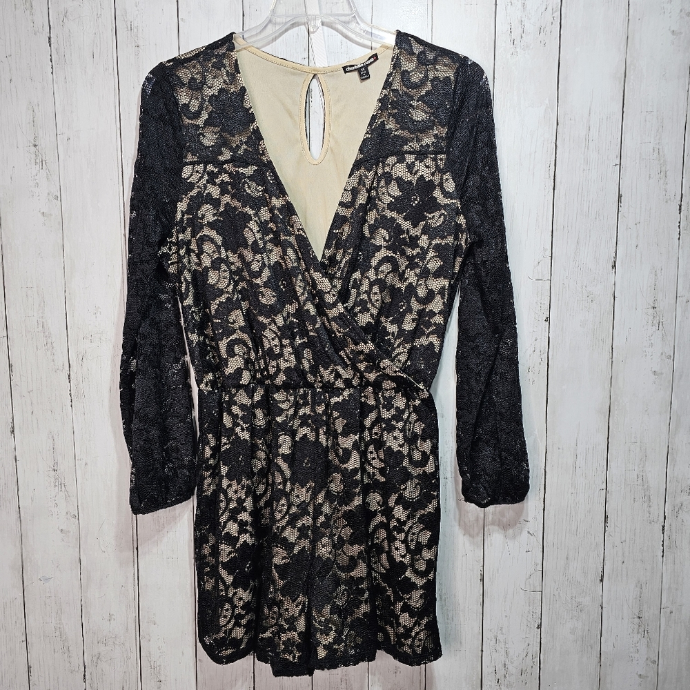 Charlotte Russe Women's Black Beige V-Neck Lace Romper Long Sleeve Plus Size 1X.